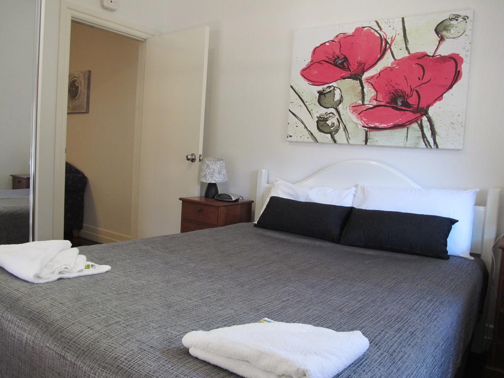 Hampton Court Aparthotel Brisbane